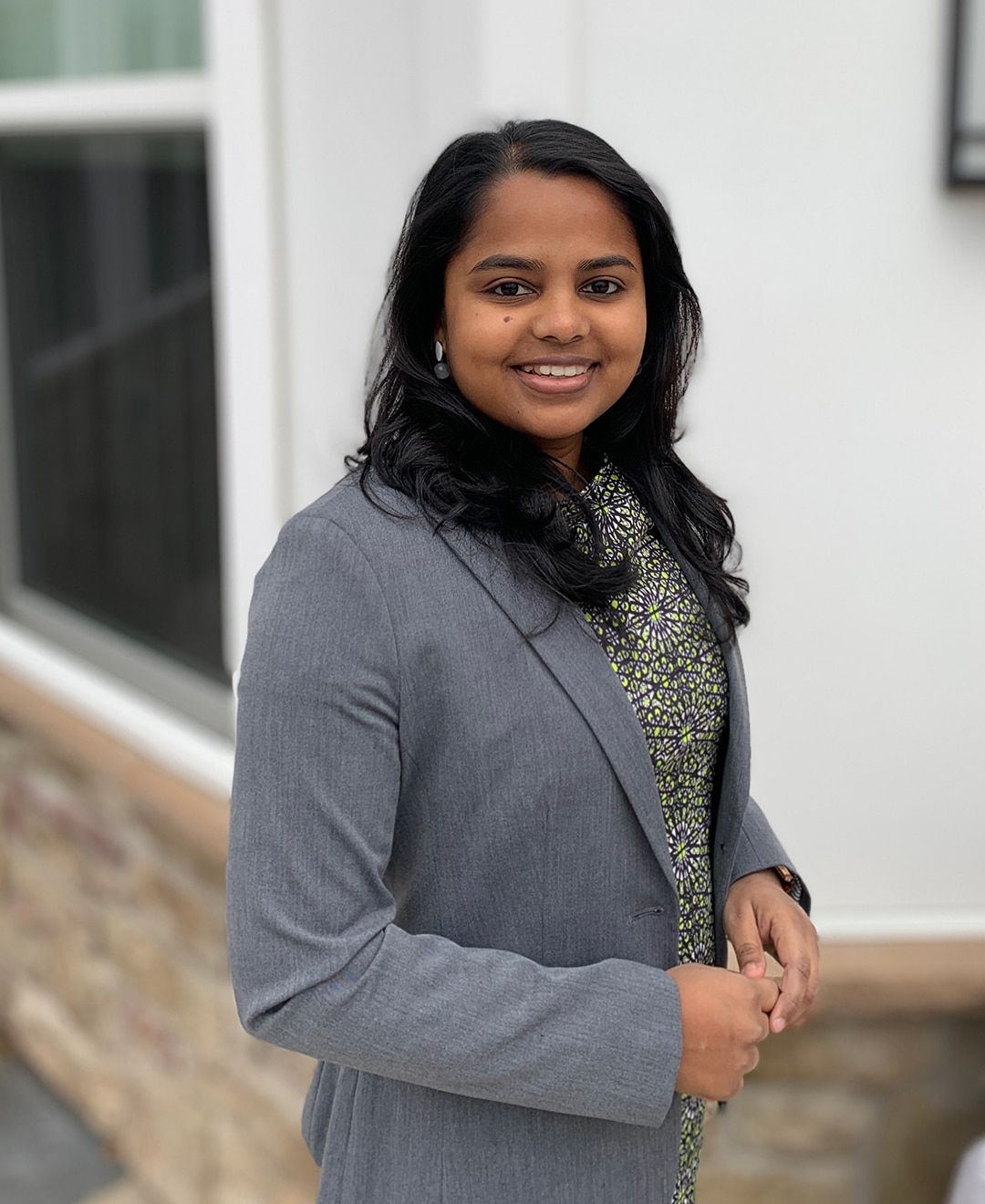 Anisha Poobalan headshot
