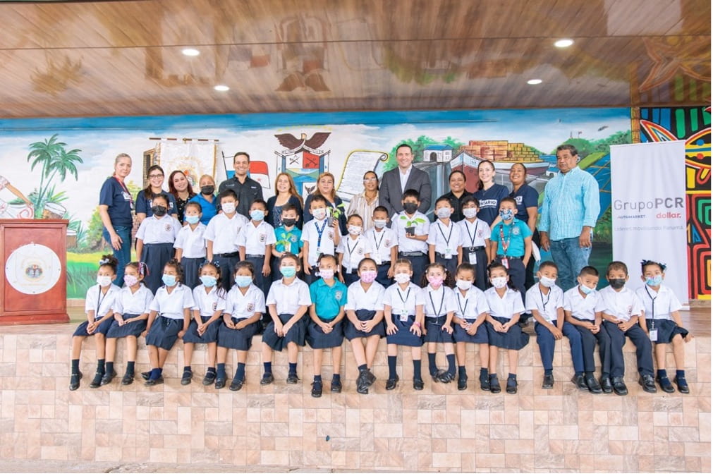 Students of a Public School in Panama City