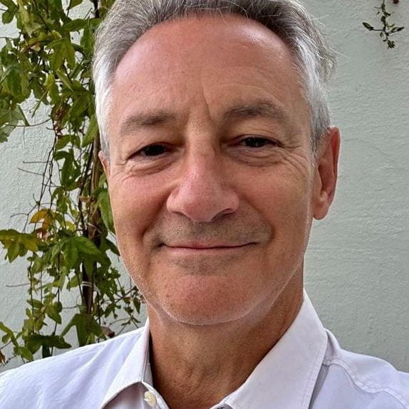 Andrew Lawson headshot