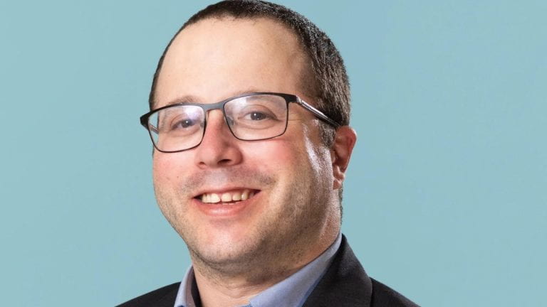 Dan Honig headshot