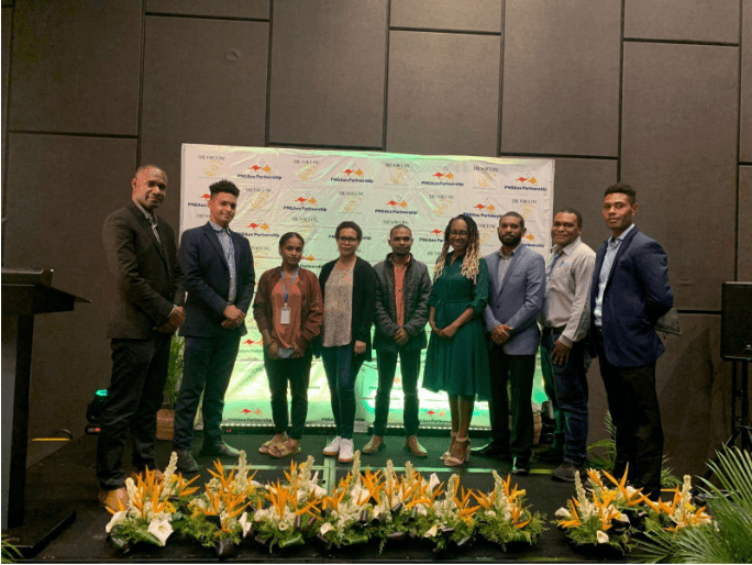 A group photo of team mobility minds.